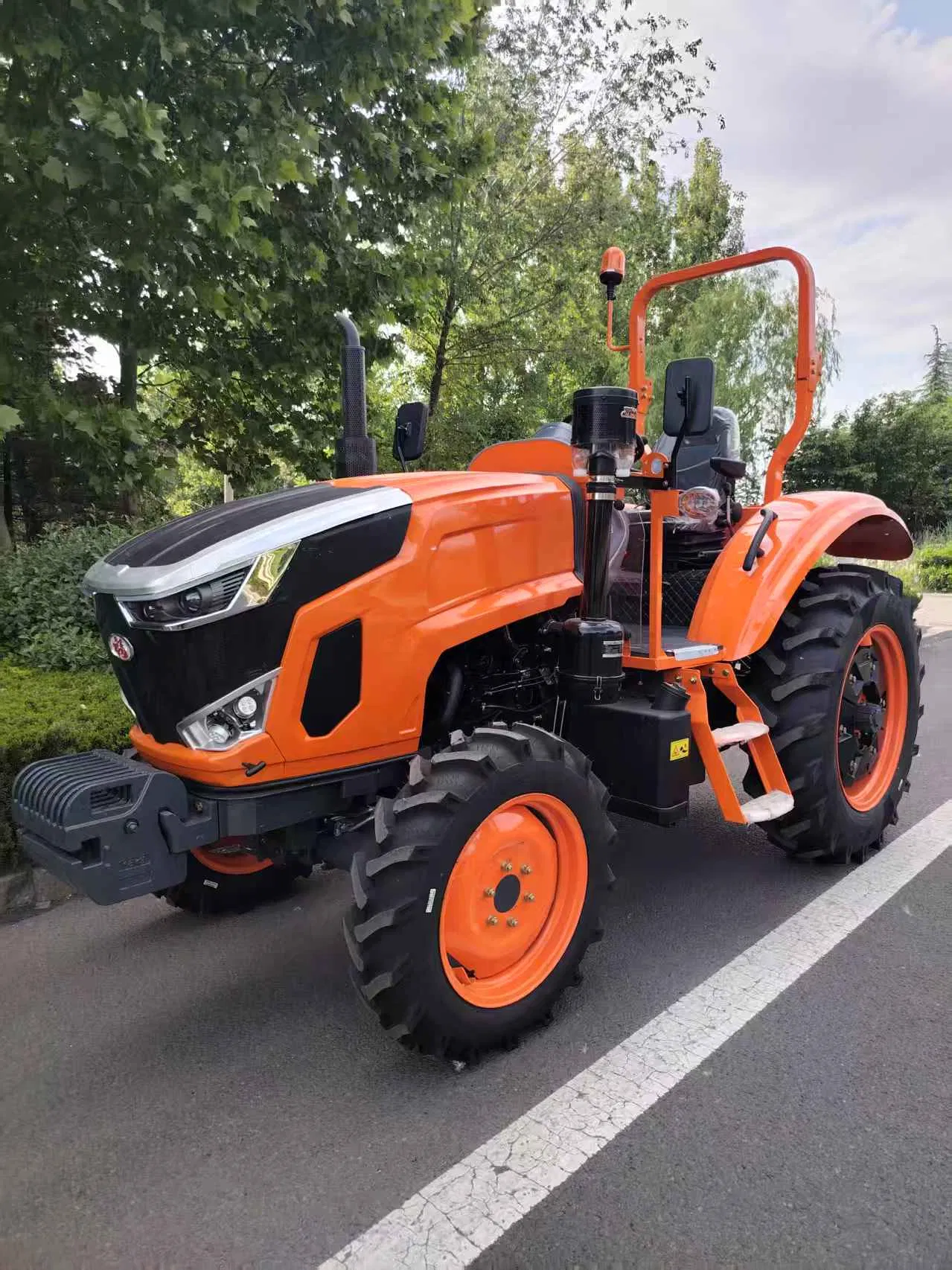 سعر المصنع 50HP جرار زراعي عالي الأداء مع مظلة شمسية (CE/ISO/E-MARK)