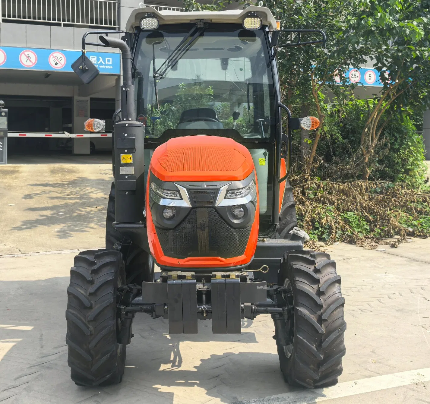 50HP جرار مع كابينة E-MARK Coc