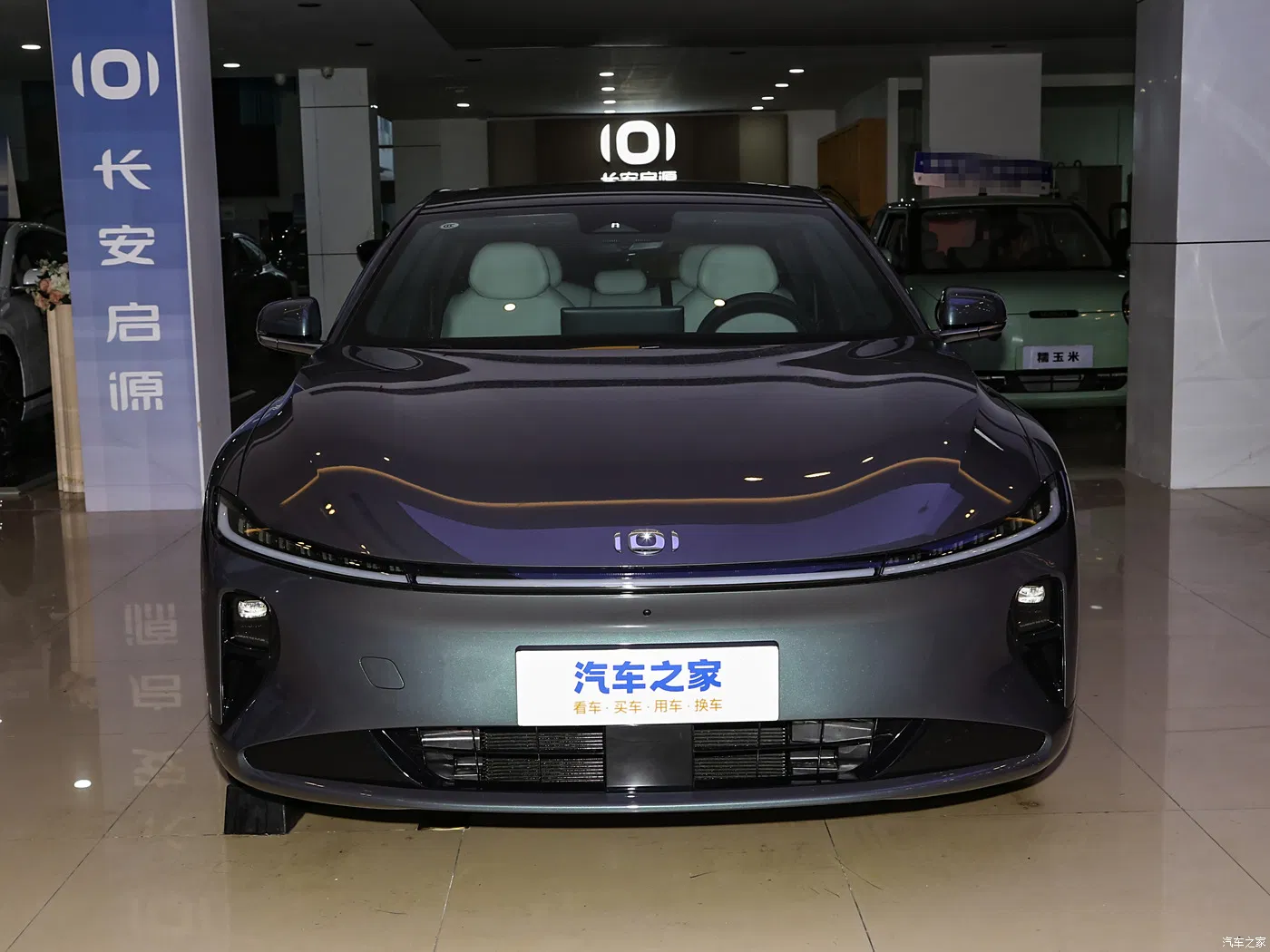 Changan Qiyuana07 سيارة كهربائية هجينة - خيارات الطاقة المتعددة من أجل كل رحلة