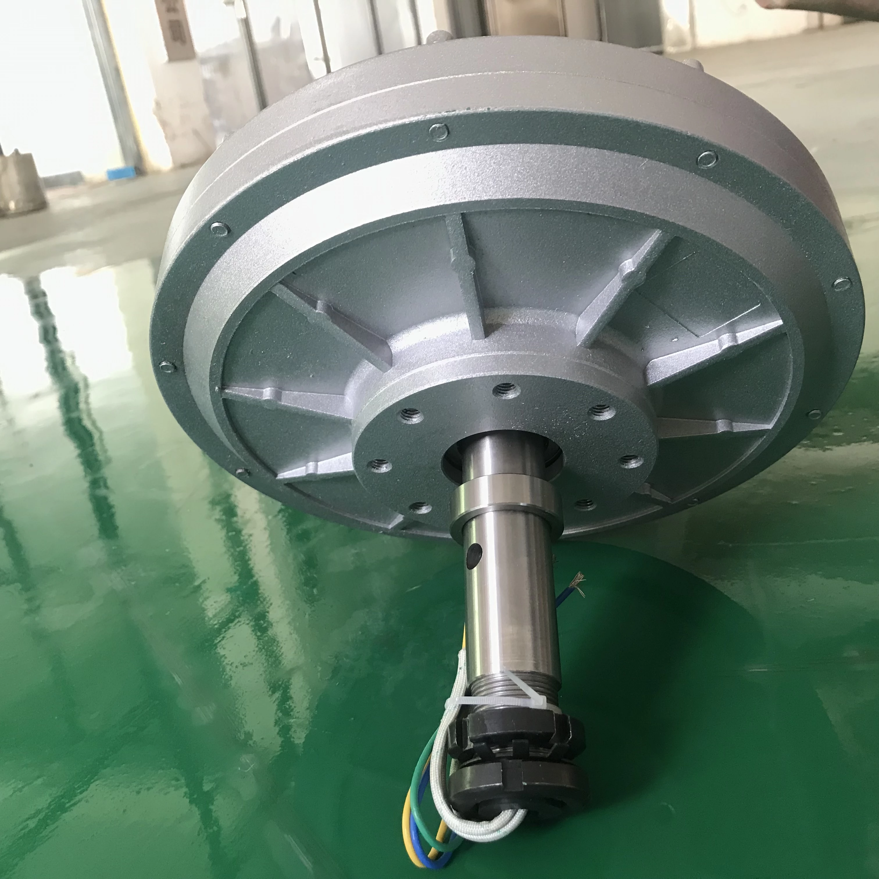 High Efficiey Low Speed 100W 12V 200RPM Coreless Permanent Magnet Alternator Generator Motor Use for Wind Turbine Water Turbine