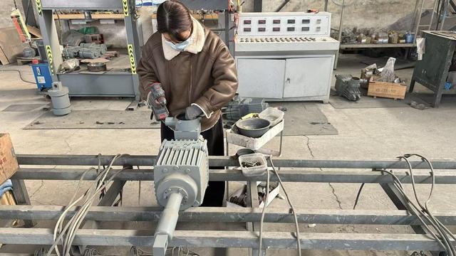 KPR Motor motor assembly workshop and skilled technicians