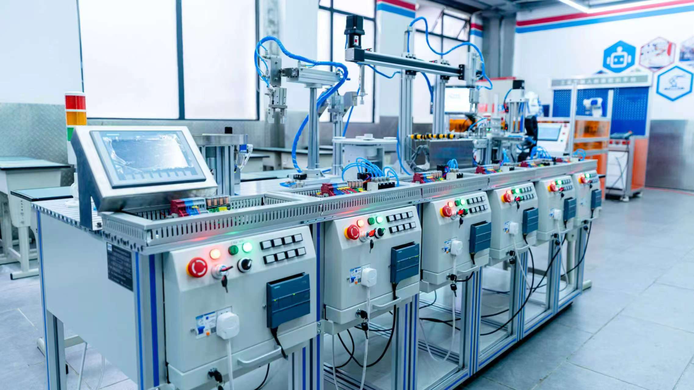 New Original Industrial Control Automation Equipment Factory Price Bch2mm1023ca6c Ac Motor_elau Controller