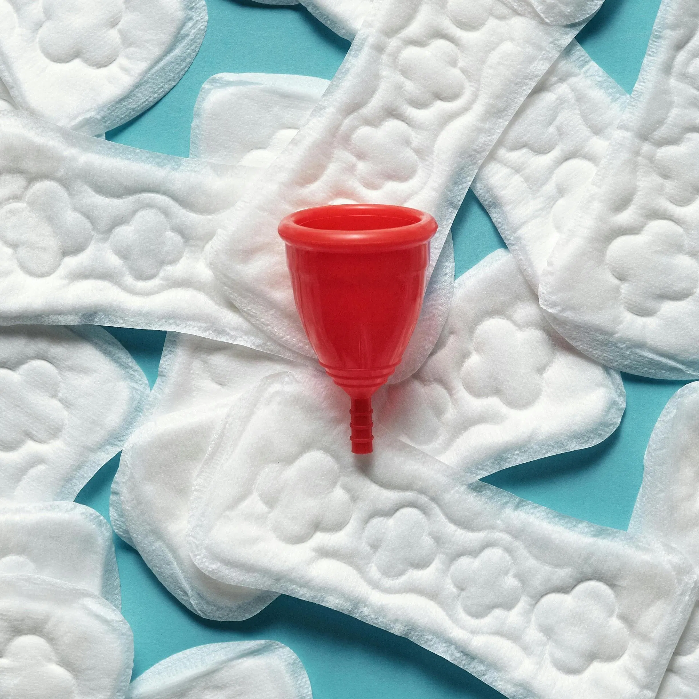 Copos menstruais dobráveis e ecológicos de silicone para mulheres