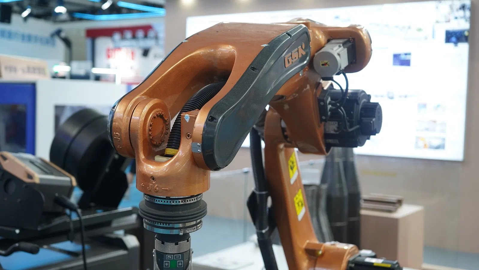 Fully Automatic Industrial delivery collaborative Low splash welder &nbsp;laser TIG/MIG Welding Robot Arm