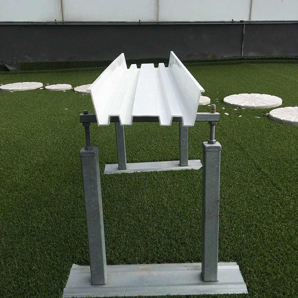 Strawberry Grow PVC Greenhouse Accessories PVC Nft Gutter System Hydroponics Strawberry Gutter