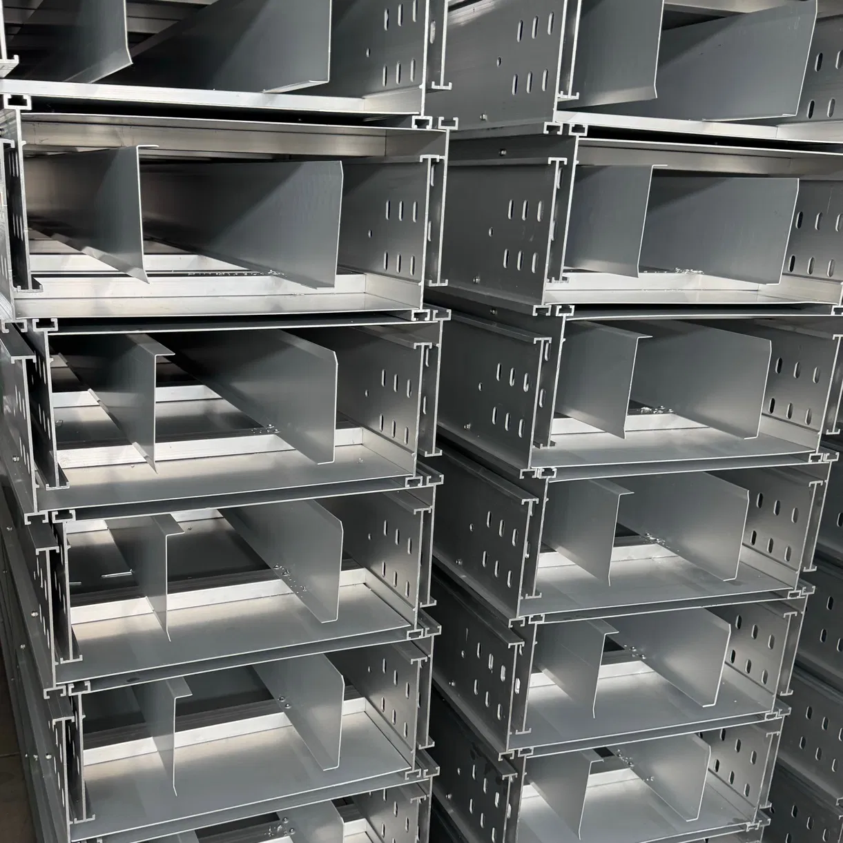 Powder Coated FRP Ladder Cable Tray - Versatile Cable Support Solution