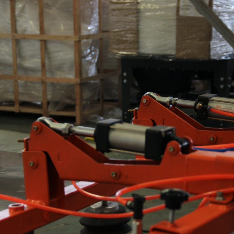 Advanced Pneumatic Robot Arm for Efficient Loading Solutions