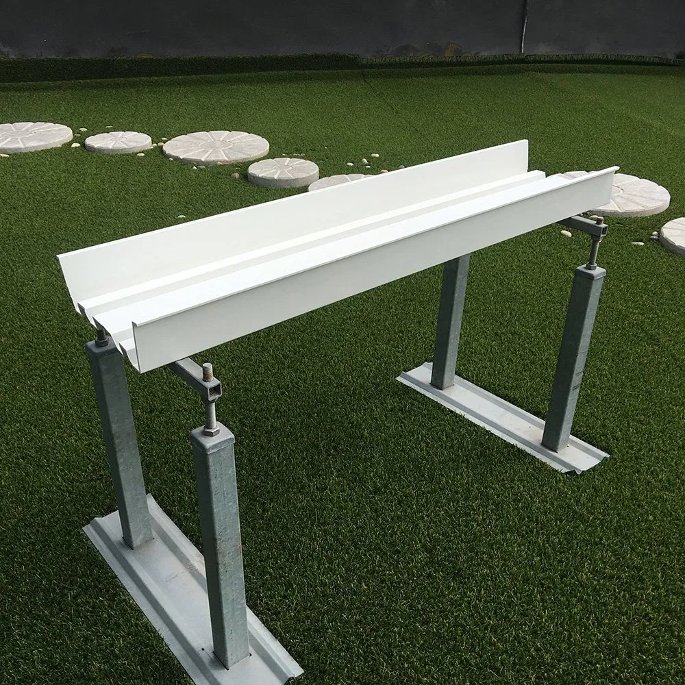 PVC Substrate Growing Gutter Nft Hydroponic Growing Systems for Strawberry in Greenhouse