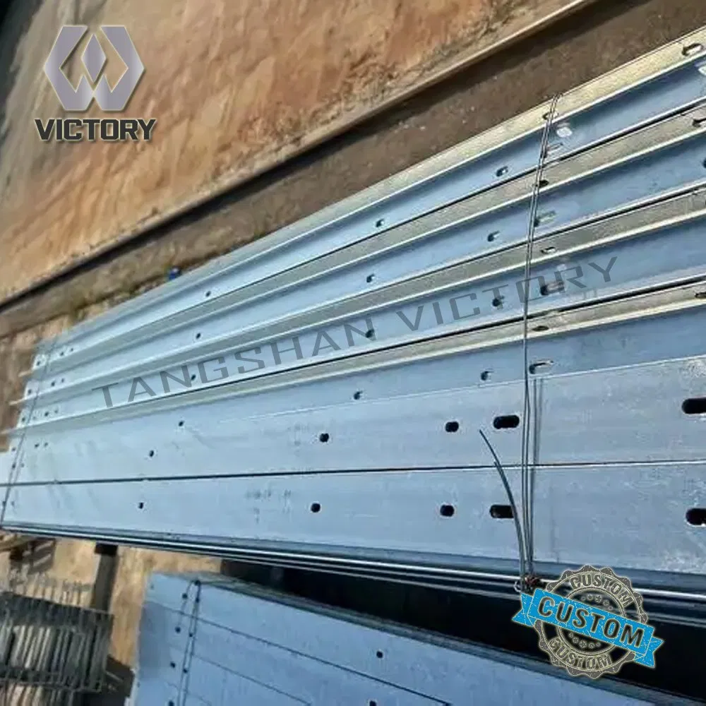 Durable Powder-Coated Steel Channel Cross Arm for Street Lighting