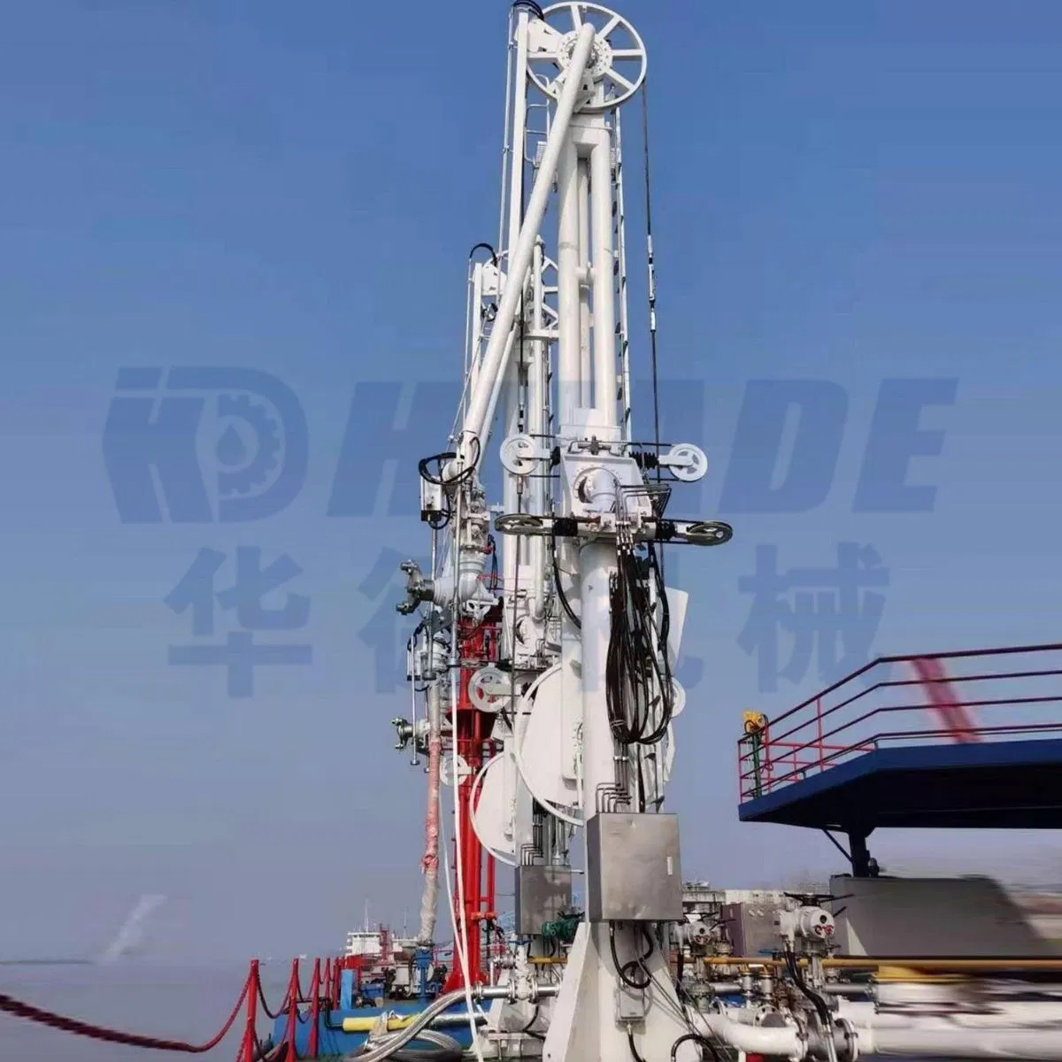 Good Corrosion Resistance High-Pressure Equipment Single-Arm Low-Temperature Chemical Marine Loading and Unloading Arm Machine with Swivel Joint