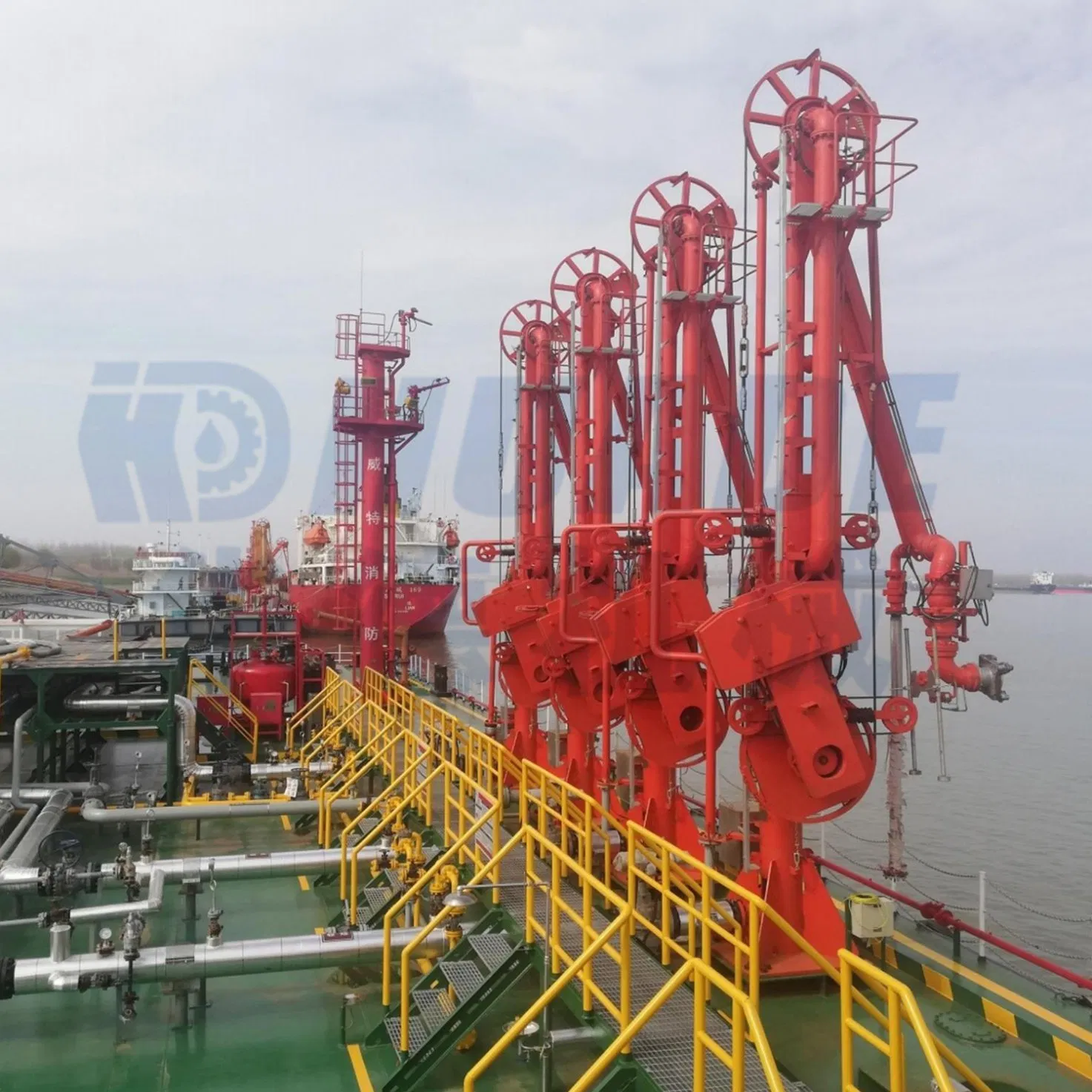 Safe and Reliable High-Pressure Equipment Single-Arm, Double-Arm Low-Temperature Marine Loading Unloading Arm (Manual Operation) with Swivel Joint