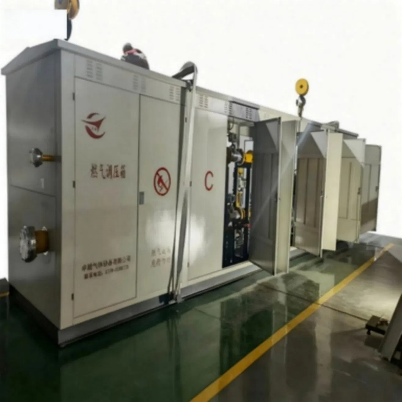 CNG Decompression &amp; Heating Skid with Regulation Control