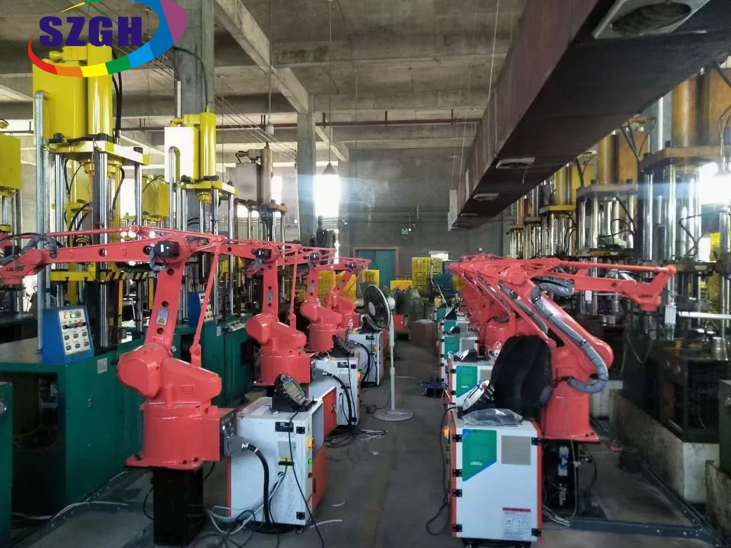 Szgh Competitive Price Mold Machine Industrial 6 Axis CNC Mobile Manipulator Robot Arm for Welding