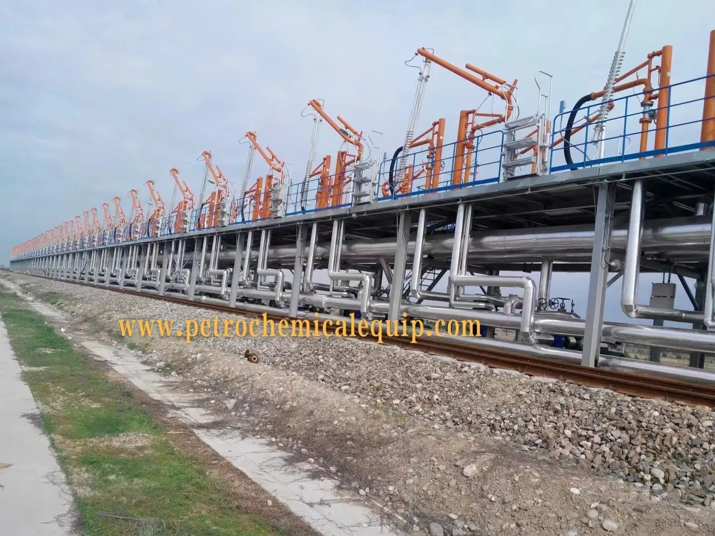 The Chemical Transportation Al2504 Loading Arm for Trains or Trucks