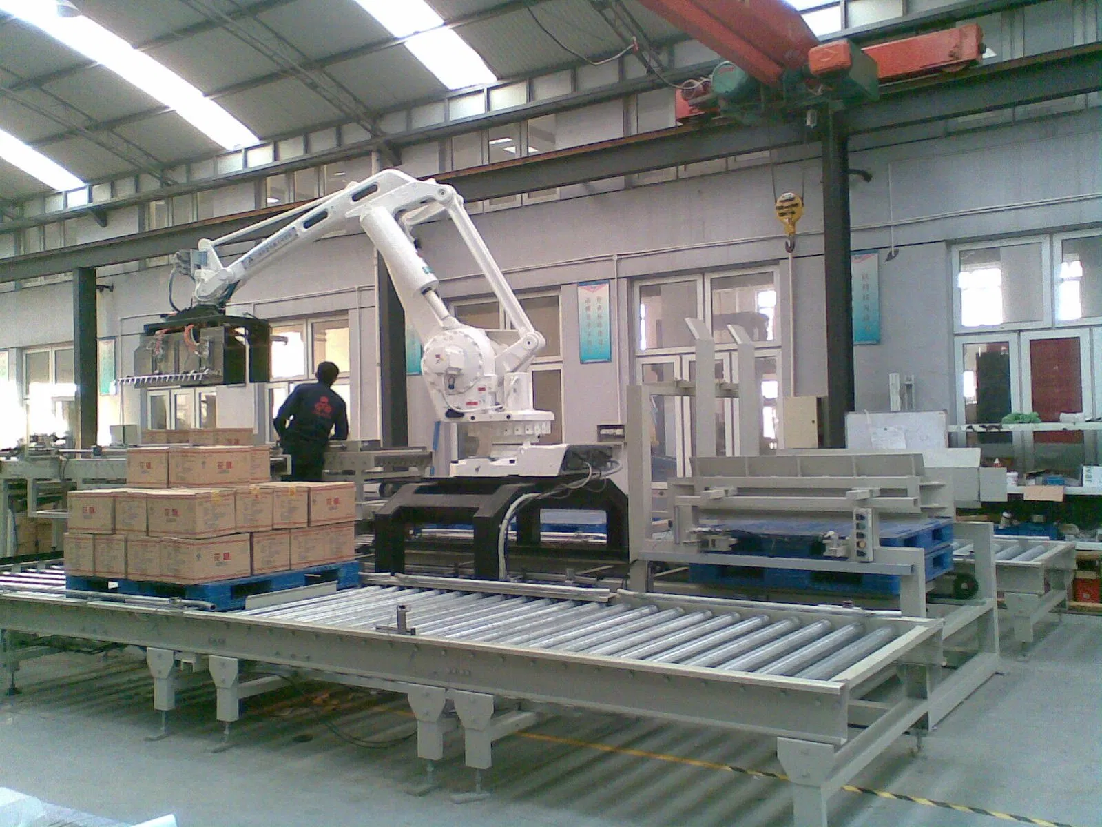 Industrial Picker 6 Axis Vertically Articulated Palletizing Robotic Arm Manipulator for Automated Loading Pick and Place