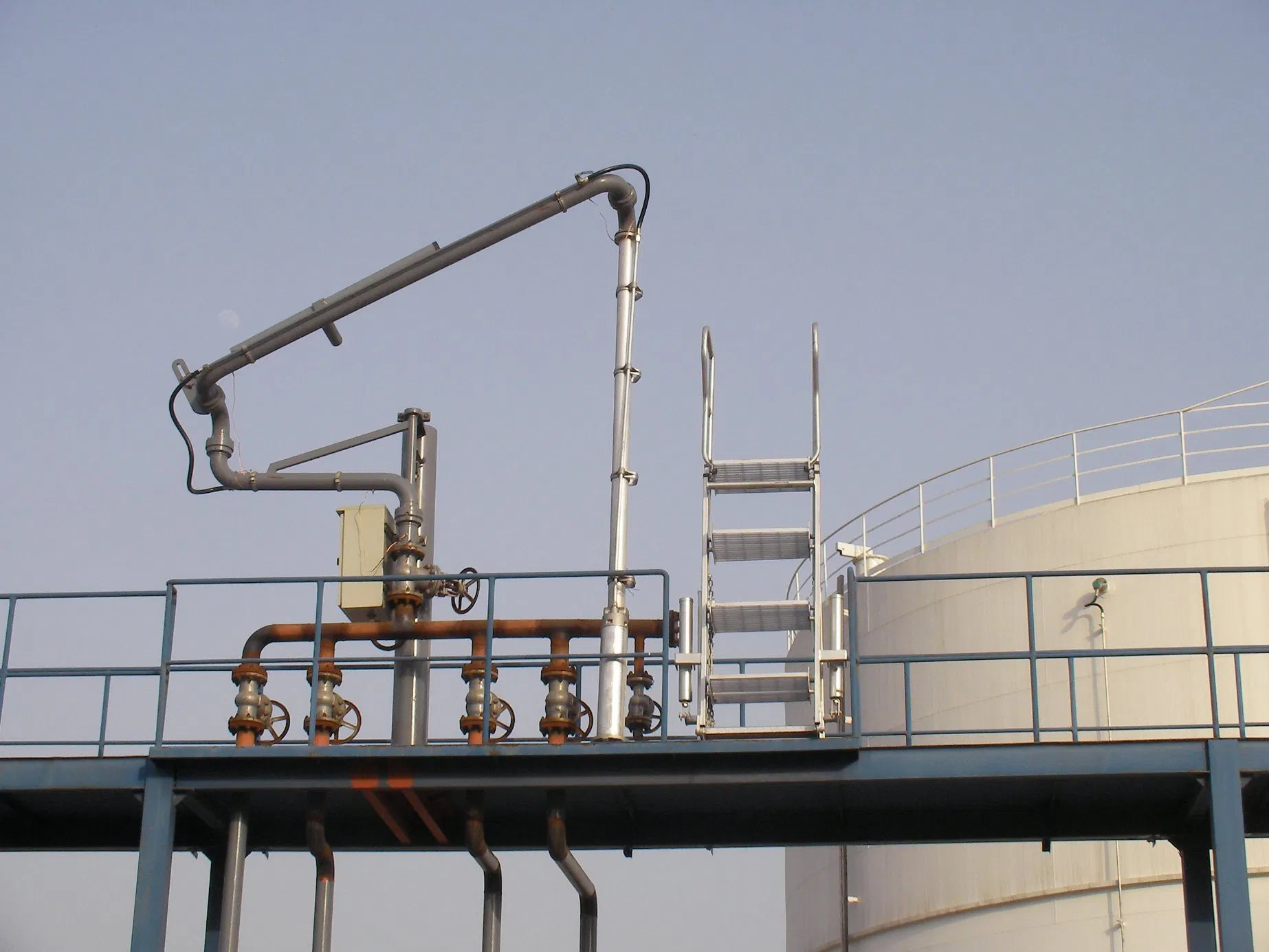 Al1401 for Top - Loading: Liquid Loading Arm Solution