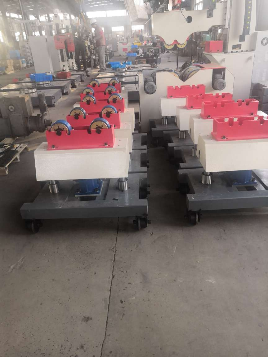 Lateral Conveying System for Piping Fabrication-Pipe Convey