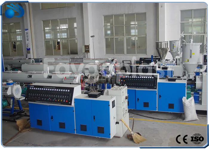 Extrusora de Parafuso Duplo de PVC