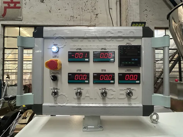 Máquina de Granulação Plástica