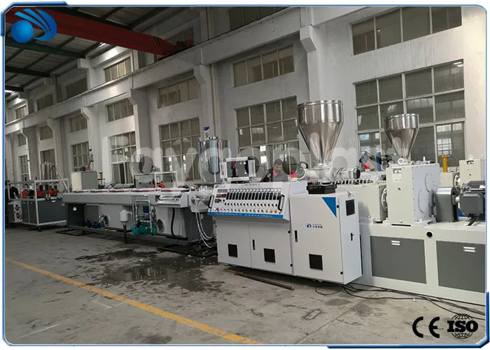Extrusora de Parafuso Duplo de PVC
