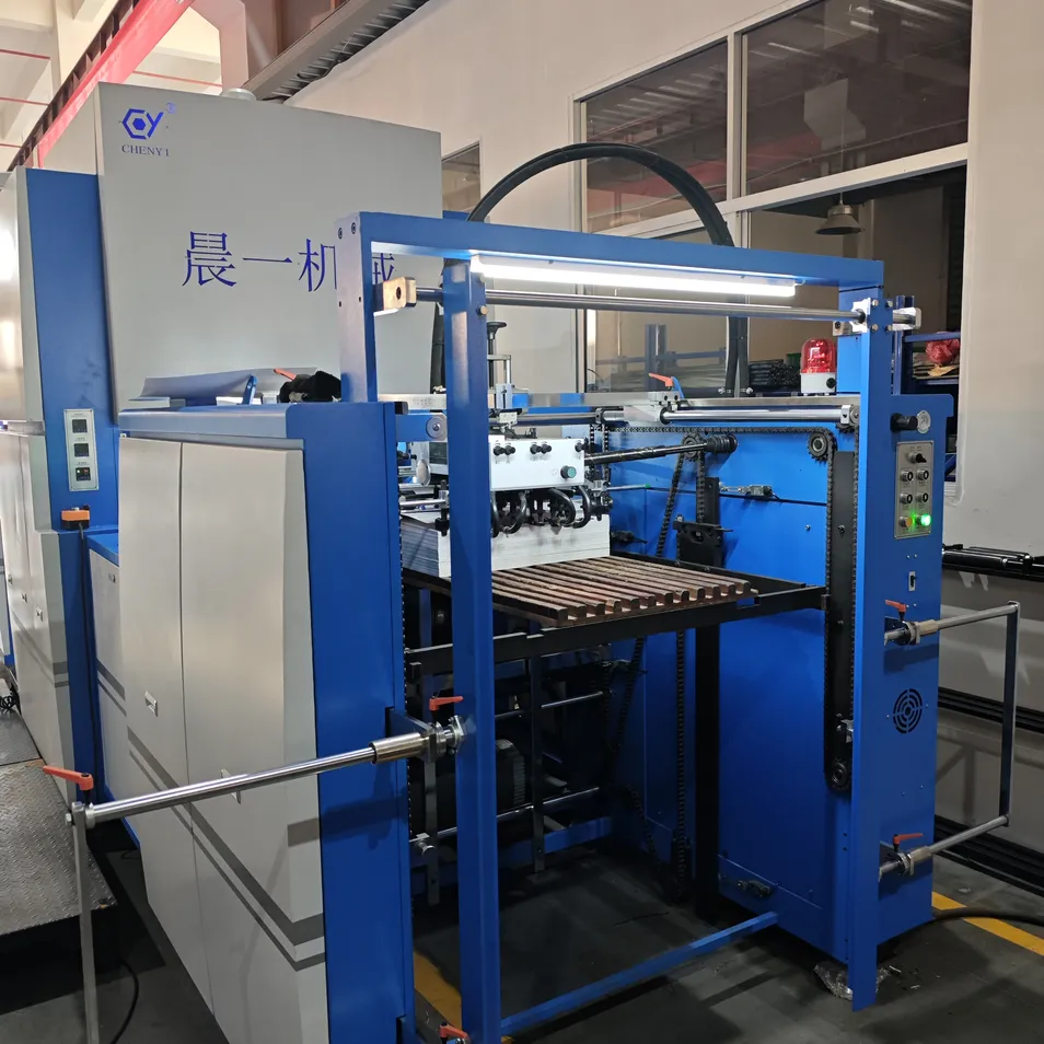 Máquina de laminação térmica de filme estável para operação contínua