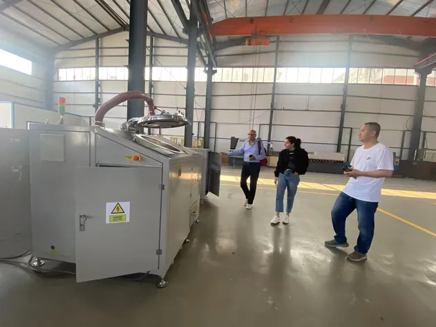 Equipamento de Destruição e Esterilização Horizontal de Alta Resistência para Plásticos Médicos Contaminados