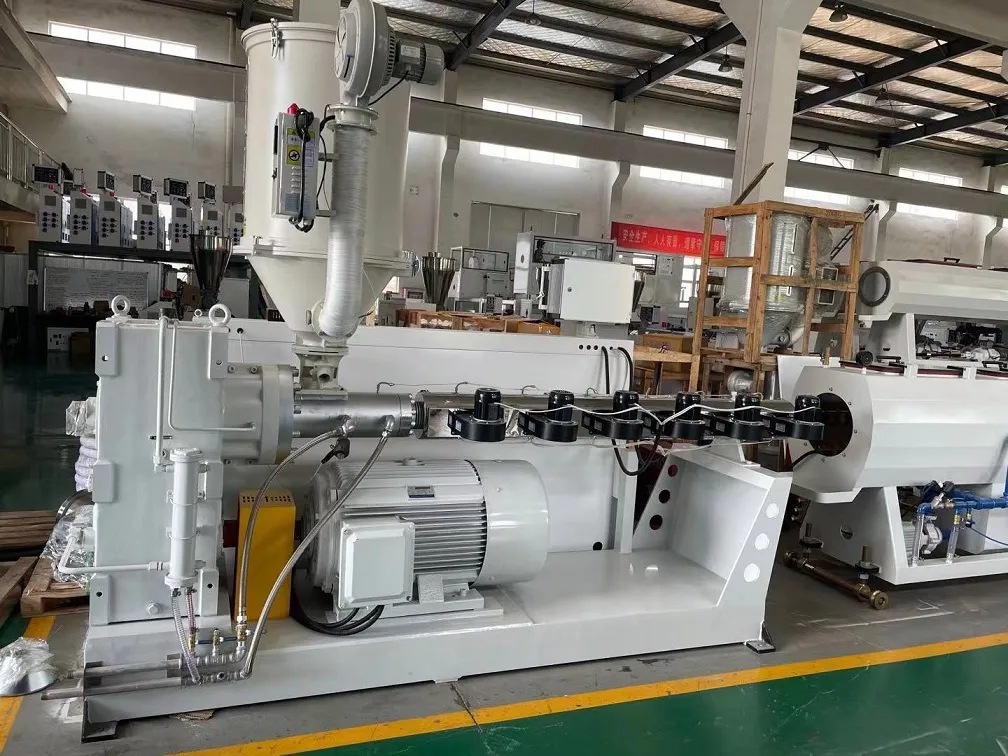Máquina de Extrusão de Perfil de Janela de Tubo UPVC com Dupla Rosca Gêmea, Compounding de Plástico, Pelotização, Pelotizador, Extrusora