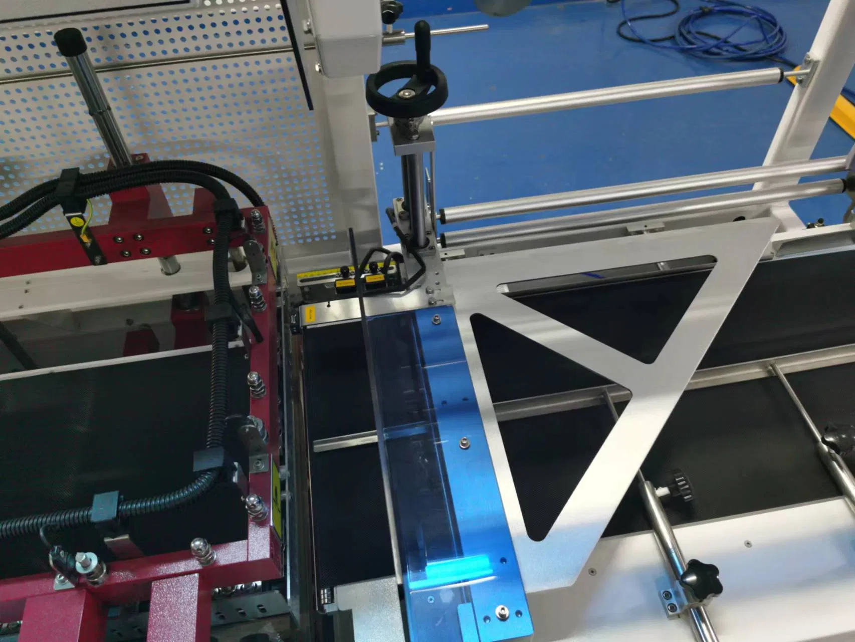 Máquina de Embalagem com Seladora L Tipo Automática Total para Encolhimento de Mangas, Máquina de Embalagem em Fluxo com Filme Plástico POF/PVC, Seladora Térmica Lateral