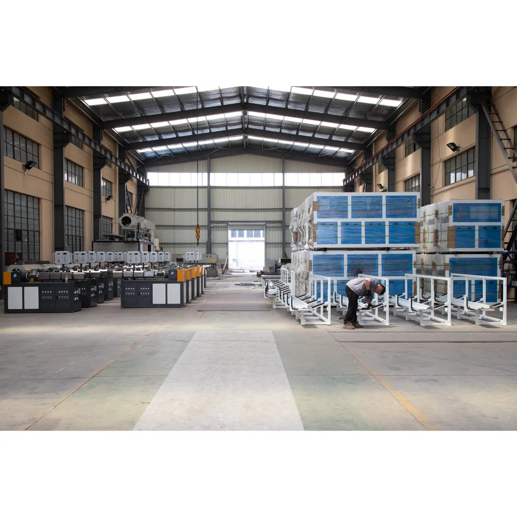 Maquinaria industrial pronta para entrega