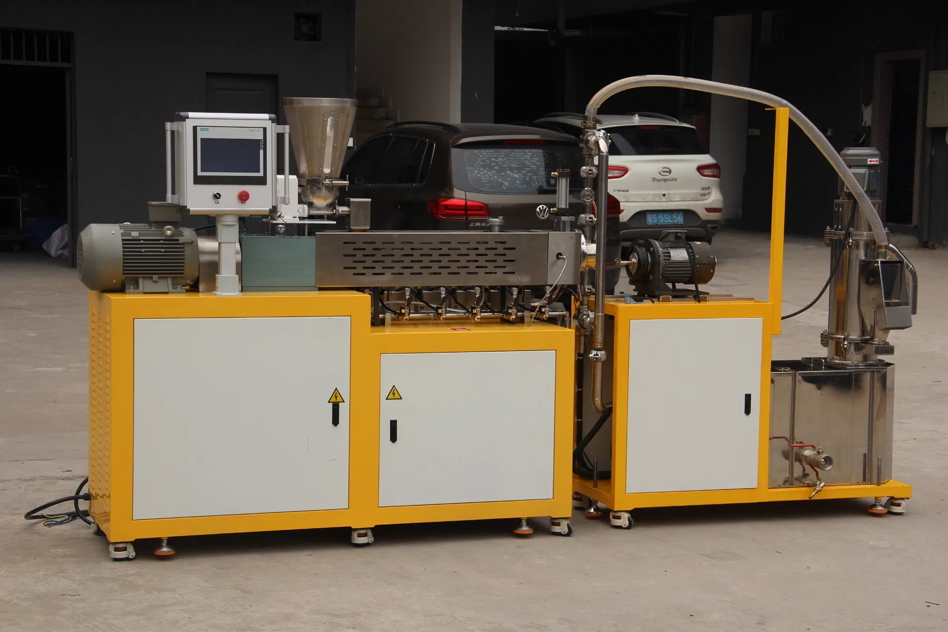 Zs-433 Linha de Granulação por Extrusão de Parafuso Duplo Adequada para Experimentos de Processamento de Mistura de Plástico de Engenharia