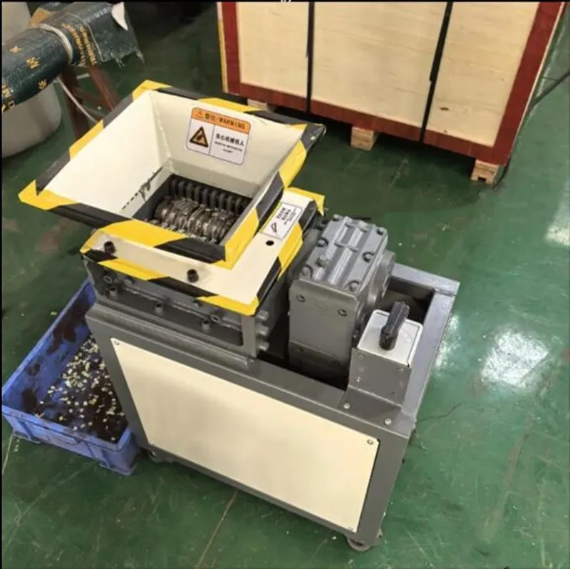 Destruidor de Plástico Residual para Tambor, Filme, Saco de Rede, Equipamento de Reciclagem de Resíduos com Eixo Duplo