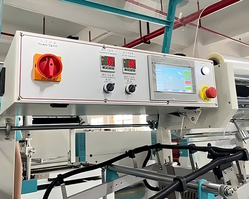 Máquina de Embalagem com Encolhimento Térmico Automático Total, Máquina de Embalagem Flow Wrapping, Filme Plástico POF/PVC, Seladora Lateral Térmica