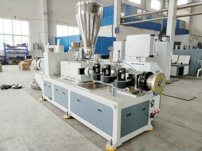 Extrusora de Plástico de Parafuso Simples e Duplo para Tubo Folha Máquinas de Fabricação de Tubos Plásticos Linha de Extrusora de Plástico