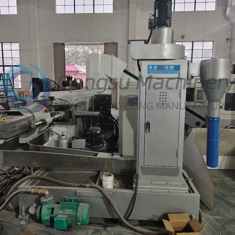 PE PP HDPE LDPE LLDPE BOPP PS ABS PET PVC EPS EPE EPP PC Filme/Não Tecido Saco/ Fibra Reciclagem de Plástico Granulador Linha de Granulação Máquina