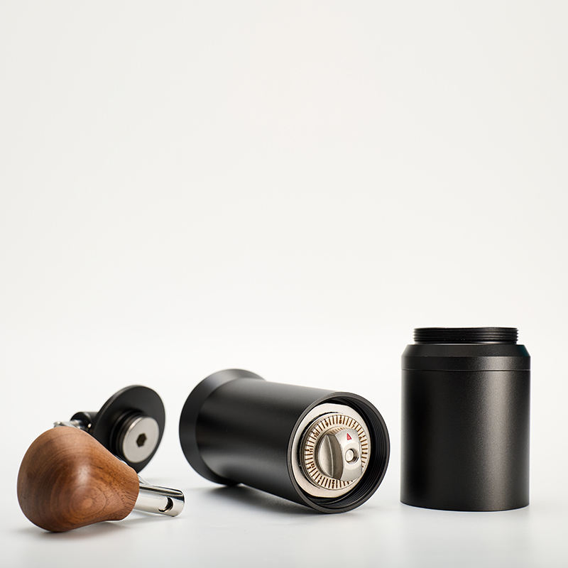 Cuerpo de aleación de aluminio 420 molinillo de café manual de acero inoxidable con mango plegable para uso doméstico