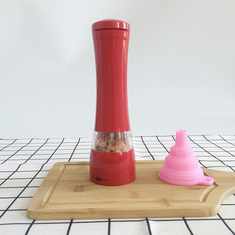 Herramientas de cocina calientes molinillo de hierbas y especias a batería molinillo eléctrico personalizado de pimienta y sal
