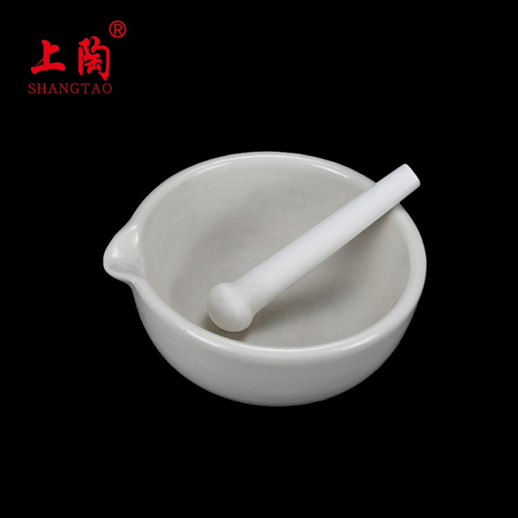 China Venta al por mayor de porcelana mortero y mano de mortero utensilios de cocina