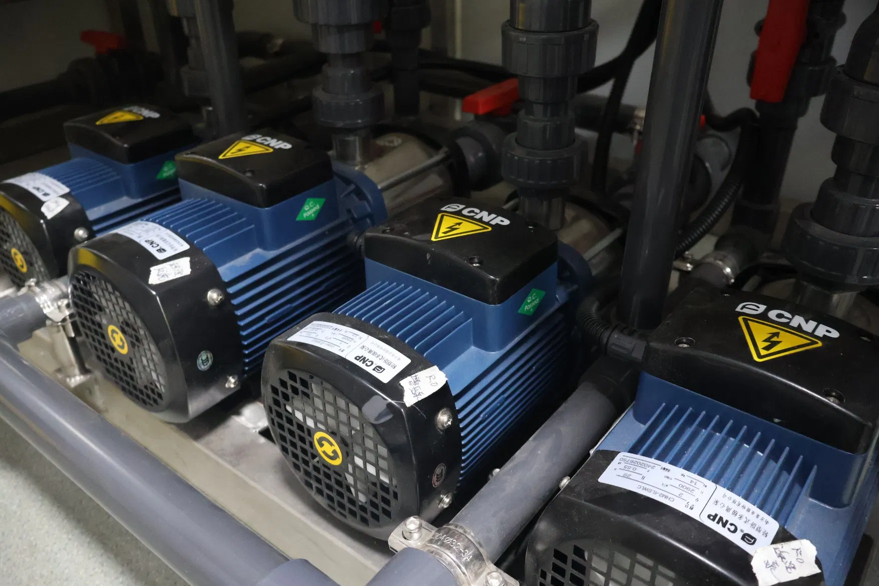 Large Scale Containerized Water Treatment System for Industrial Use