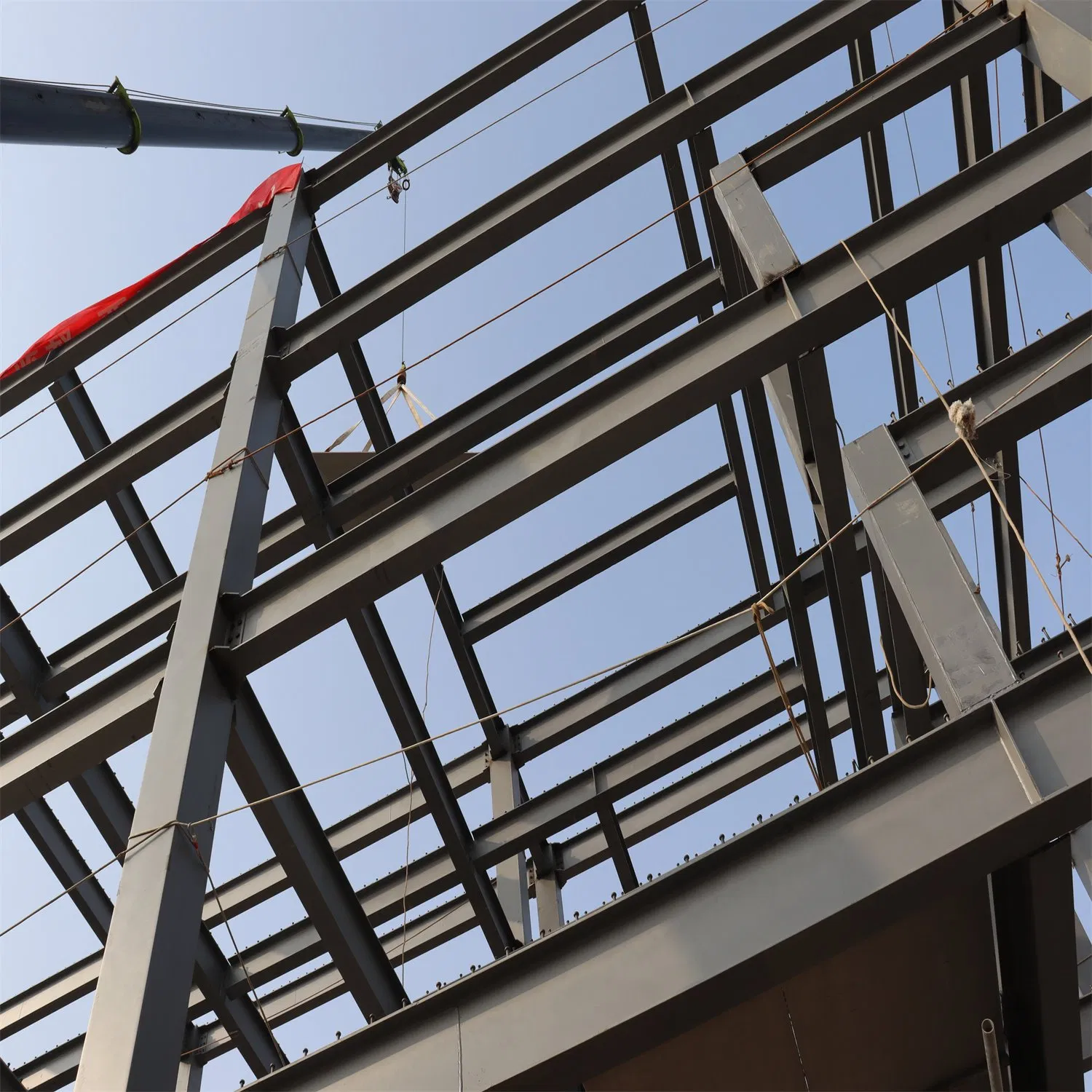 Customizable Galvanized Prefab Steel Structure for Durable Warehouse &amp; Workshop Solutions