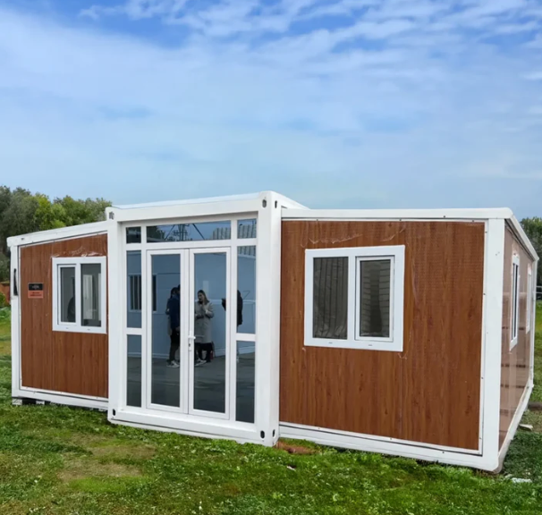 Innovative Capsule House: Prefabricated Modular Home with Steel Frame