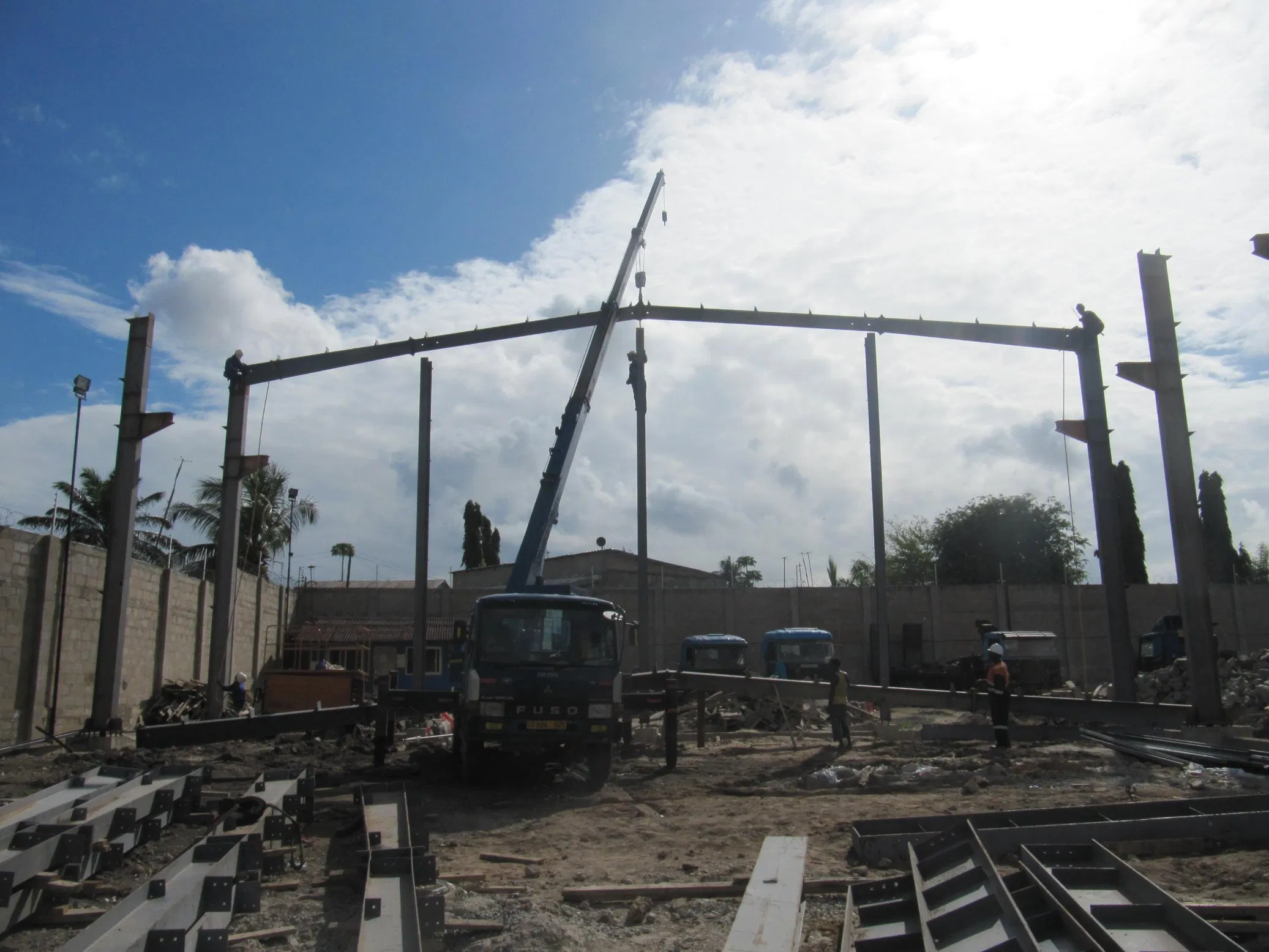 Modern Prefabricated/ Prefab Light Construction Steel Frame Structure Material Warehouse Metal Building