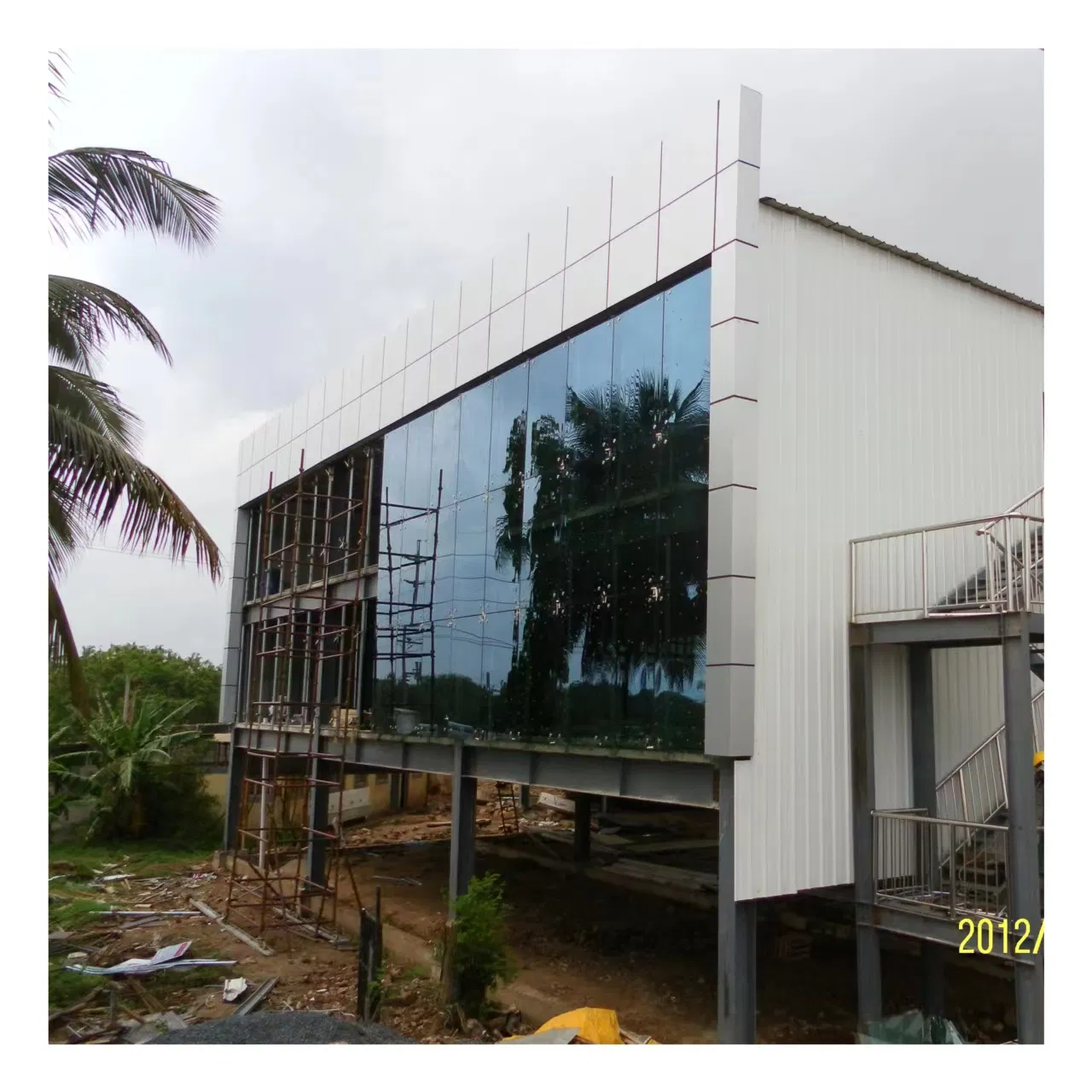 Multi-Story Prefabricated Materials Real Estate Construction Steel Structure Building for Office