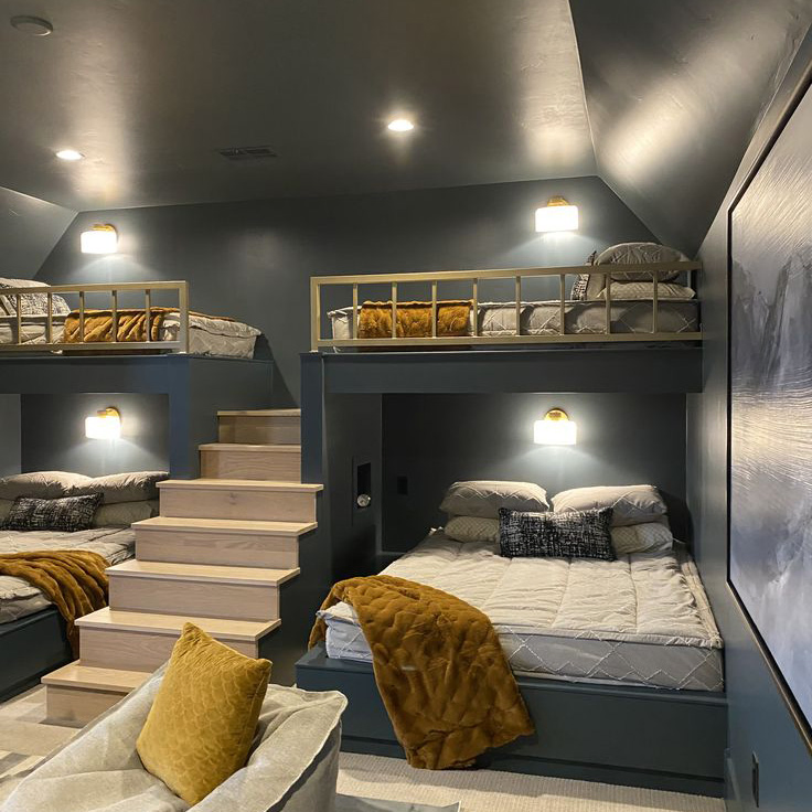 Building Renovating an Abandoned Homestead and a Secret Emergency Refuge Shelter