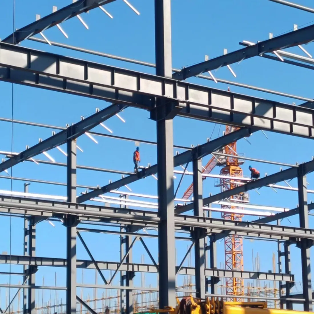 Durable Modern Multi-Story Commercial Prefabricated Office Buildings Hotels Apartments Made Container Material Steel Structure