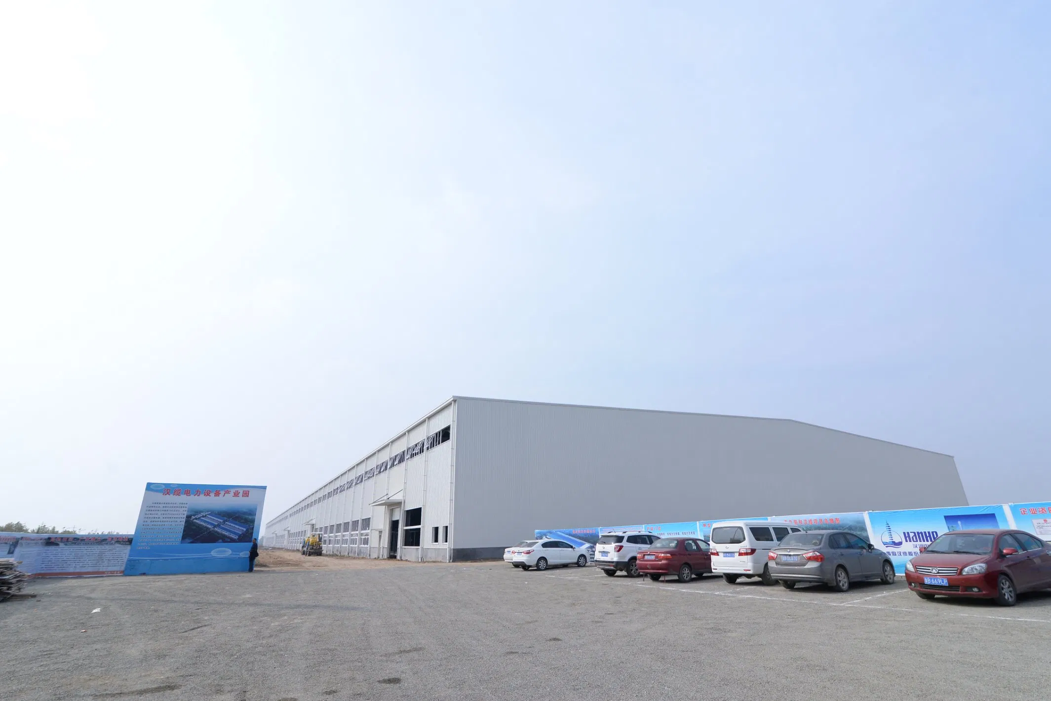 Large Span Prefab Steel Structure Frame Pre-Engineered Metal Prefabricated Building