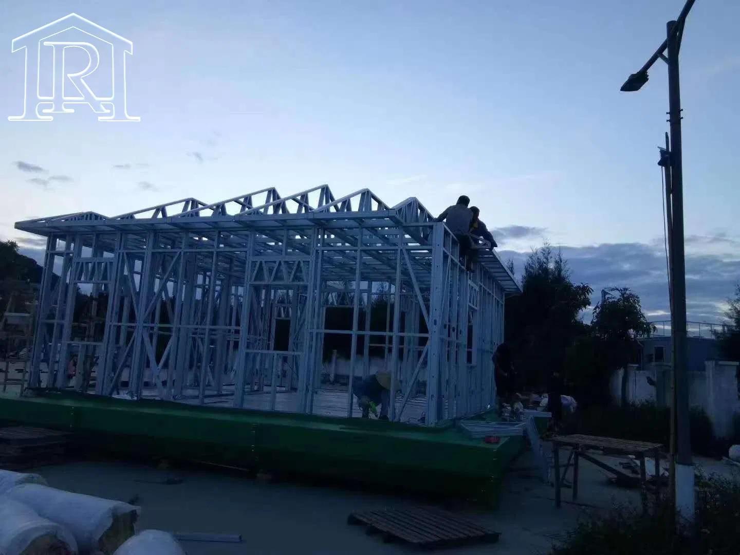 Permanent Construction Manufacturer Price Prefabricated Luxury Villa for Living