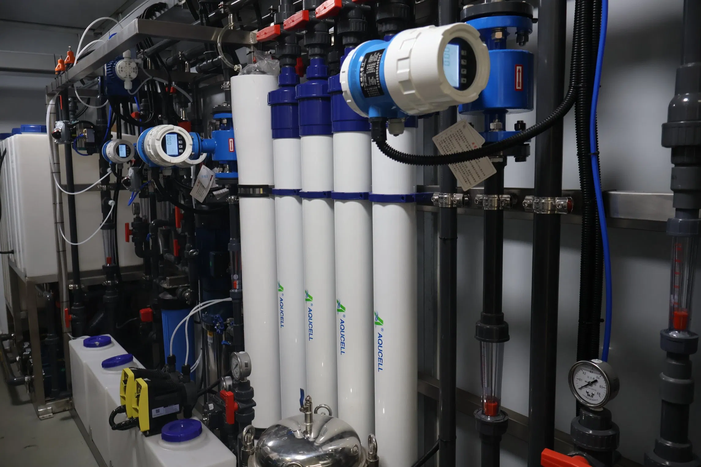 Large Scale Containerized Water Treatment System for Industrial Use