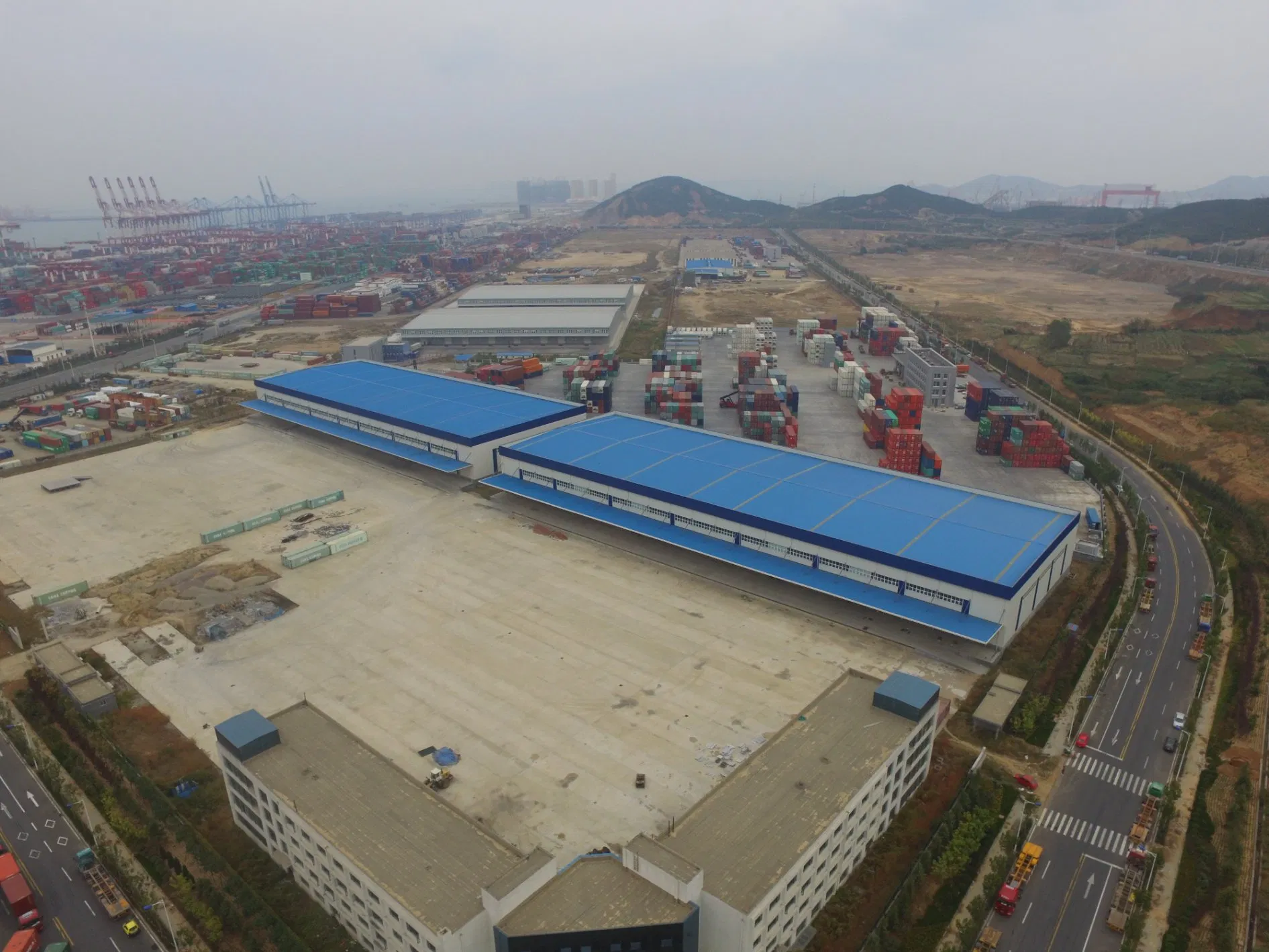 Large Span Prefab Steel Structure Frame Pre-Engineered Metal Prefabricated Building