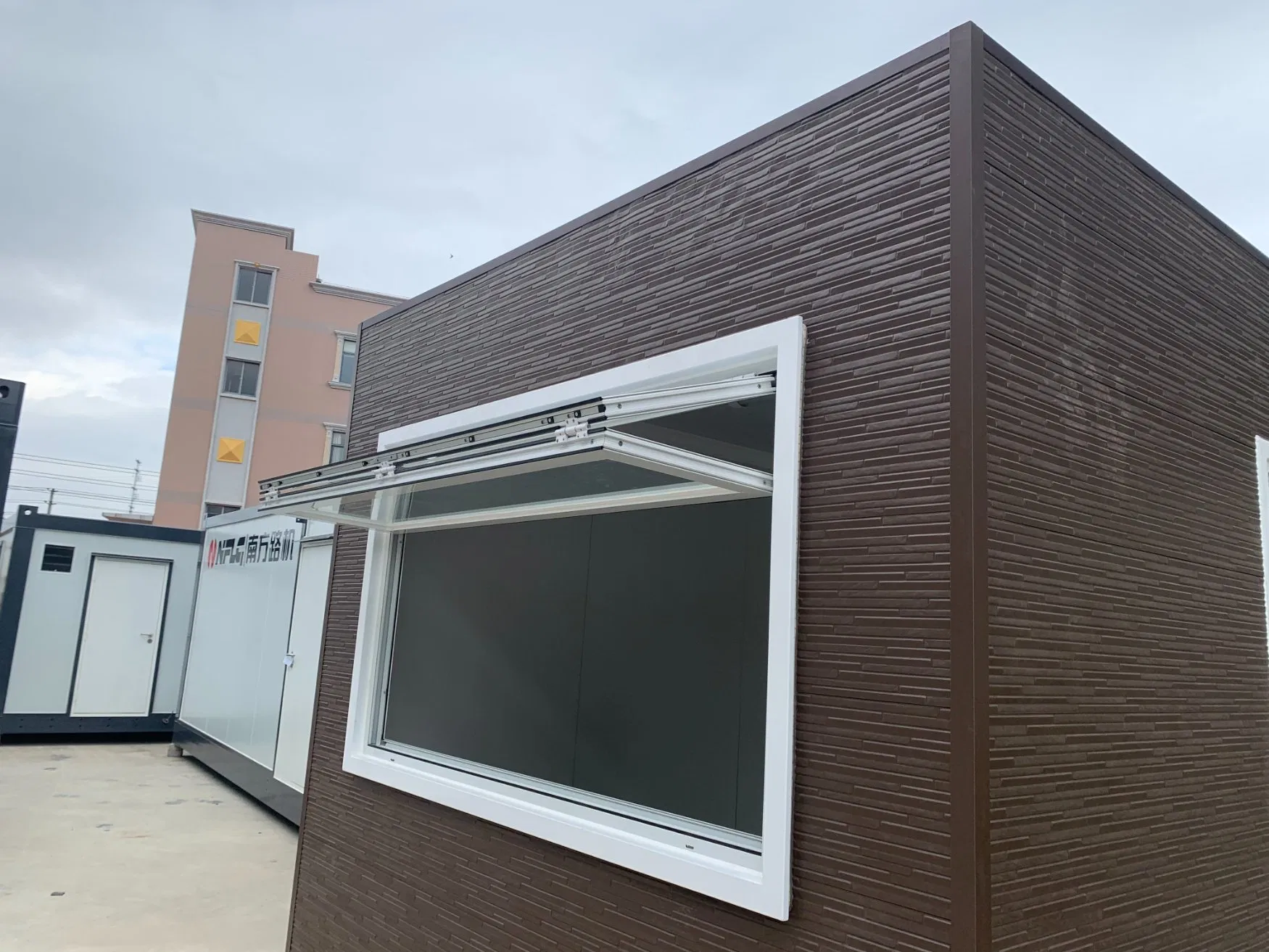 Customized Available Prefabricated Container Store Prefab Mobile Shop