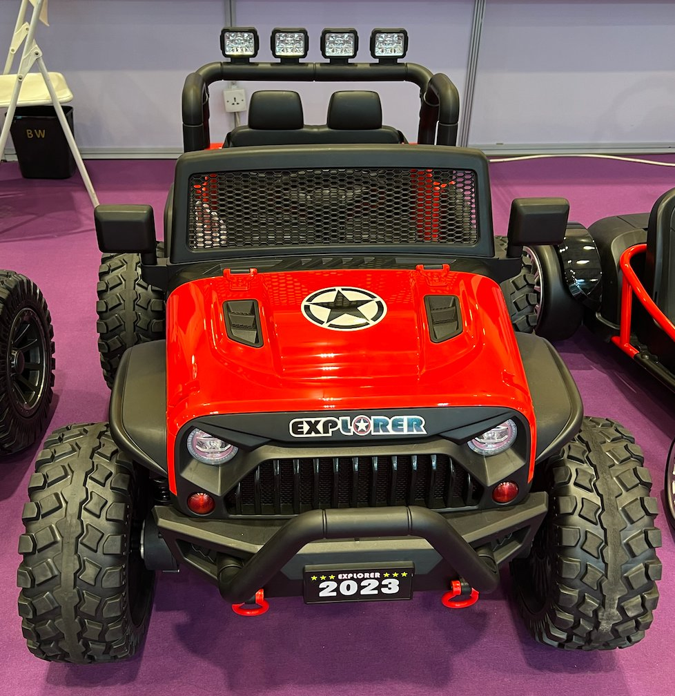 New 24V 4WD Battery Powered Kids Electric Vehicle Ride on Truck Car W/Remote Control